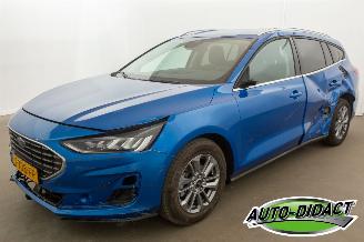 Schadeauto Ford Focus 1.0 EcoBoost Hybrid Navi Airco Titanium 2023/6