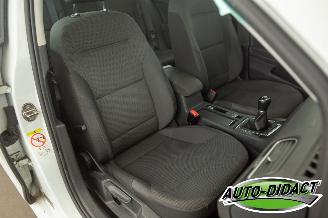 Volkswagen Golf 1.6 TDI Navi Clima Comfortline picture 20