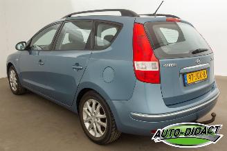 Hyundai I-30 1.6i Clima Dynamic Business picture 3