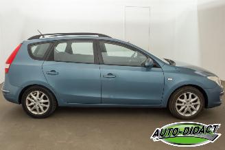 Hyundai I-30 1.6i Clima Dynamic Business picture 35