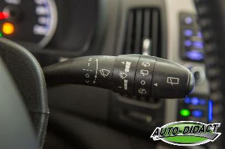 Hyundai I-30 1.6i Clima Dynamic Business picture 15