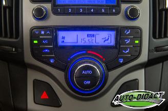Hyundai I-30 1.6i Clima Dynamic Business picture 8