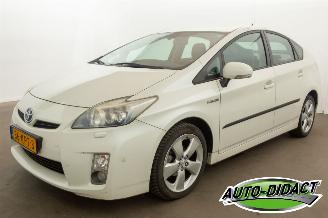 Damaged car Toyota Prius 1.8 Hybride Dynamic 2010/1