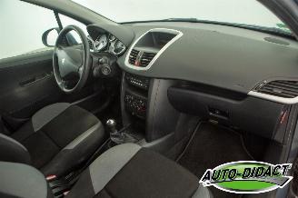 Peugeot 207 1.4-16V Airco Color-line picture 16