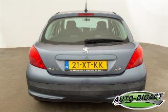 Peugeot 207 1.4-16V Airco Color-line picture 31