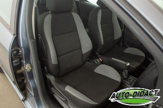 Peugeot 207 1.4-16V Airco Color-line picture 18