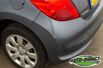 Peugeot 207 1.4-16V Airco Color-line picture 26