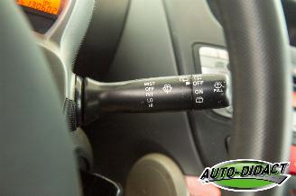 Peugeot 107 1.0-12V XS Airco picture 19