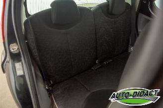 Peugeot 107 1.0-12V XS Airco picture 17