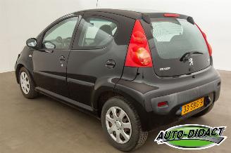 Peugeot 107 1.0-12V XS Airco picture 4