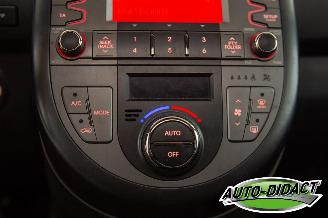 Kia Soul 1.6 Beat Clima Elek Dak 122.902 km NAP picture 8