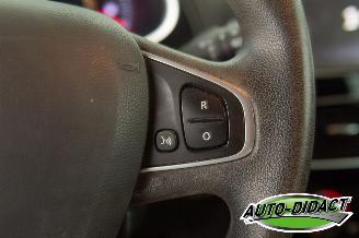 Renault Clio 0.9 TCe Navi Airco Zen picture 15