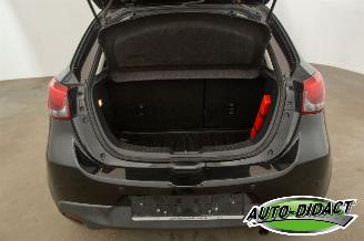 Mazda 2 1.5 Skyactive Navi Airco picture 35