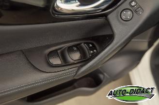 Nissan Qashqai 1.6 Tekna Pano Leder Camera Navi picture 13