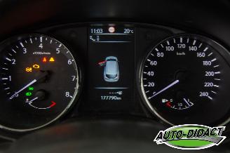 Nissan Qashqai 1.6 Tekna Pano Leder Camera Navi picture 6
