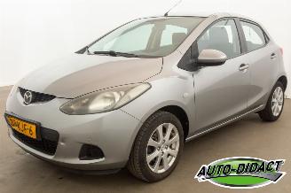 krockskadad bil auto Mazda 2 1.3 TS Airco 2009/11