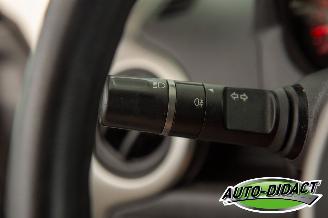 Mazda 2 1.3 TS Airco picture 14