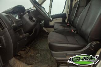 Citroën Jumper 2.0 BlueHDi L1H1 Airco Navi picture 17