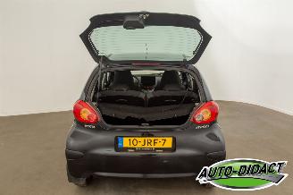 Toyota Aygo 1.0-12V Automaat Airco Comfort picture 30