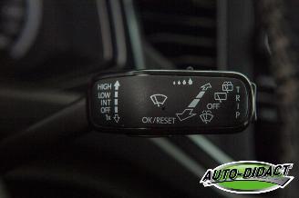 Volkswagen T-Roc 1.6 TDI Navi Airco picture 12