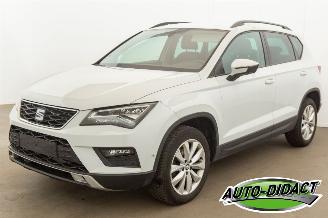 Schadeauto Seat Ateca 1.6 TDI Navi Camera Clima Style 2020/2