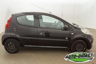 Peugeot 107 1.0 Airco Envy picture 26