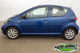 Toyota Aygo 1.0-12V + picture 24