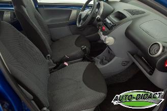 Toyota Aygo 1.0-12V + picture 11
