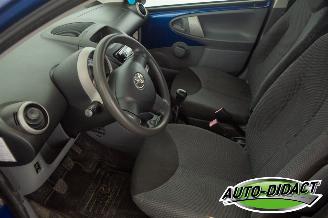 Toyota Aygo 1.0-12V + picture 14