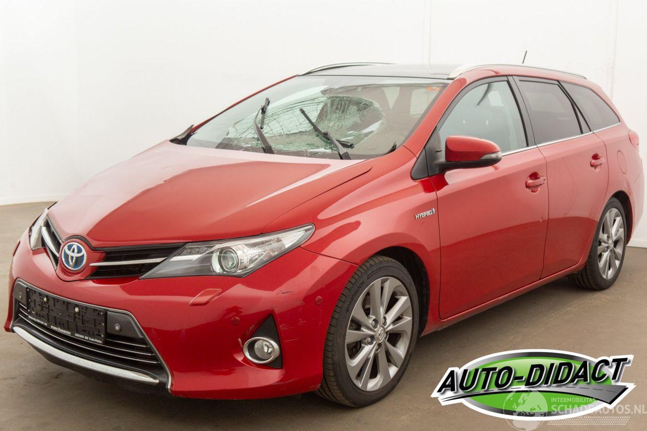 Toyota Auris Touring Sports 1.8 Hybrid Automaat Pano Camera Navi
