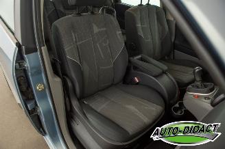 Renault Scenic 1.6-16V Pano Clima Privilege Luxe picture 22