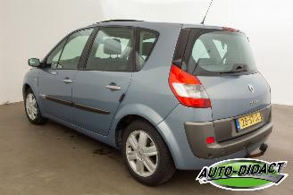 Renault Scenic 1.6-16V Pano Clima Privilege Luxe picture 3