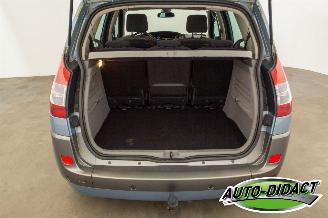 Renault Scenic 1.6-16V Pano Clima Privilege Luxe picture 39