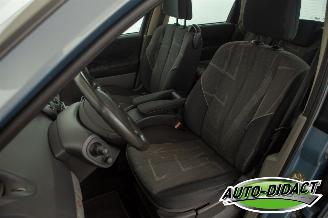 Renault Scenic 1.6-16V Pano Clima Privilege Luxe picture 27