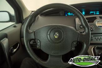Renault Scenic 1.6-16V Pano Clima Privilege Luxe picture 5