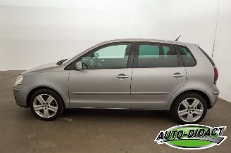 Volkswagen Polo 1.4-16V Airco Navi Comfortline picture 40