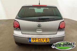 Volkswagen Polo 1.4-16V Airco Navi Comfortline picture 38
