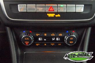 Mercedes Cla-klasse 200d Shooting Brake Automaat Navi Clima Camera picture 11