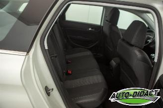 Peugeot 308 1.5 BlueHDi Navi Clima Blue Lease Executive picture 25