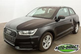 Schadeauto Audi A1 1.0 TFSI 104.972 km Carpas Navi Airco 2018/8