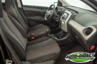 Peugeot 108 Cabrio 1.0 VTi Airco Active Top picture 18