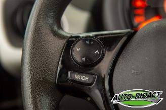 Peugeot 108 Cabrio 1.0 VTi Airco Active Top picture 13