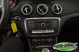 Mercedes A-klasse A160 Pano Navi Camera Airco picture 13