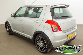 Suzuki Swift 1.3 Clima Bandit picture 3
