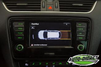 Skoda Octavia 1.6 TDI Navi Clima Greentec Ambition picture 9
