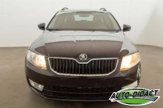 Skoda Octavia 1.6 TDI Navi Clima Greentec Ambition picture 32
