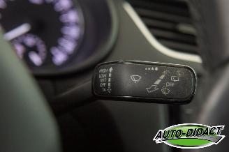 Skoda Octavia 1.6 TDI Navi Clima Greentec Ambition picture 17