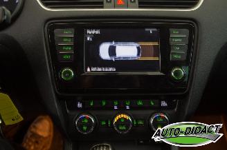 Skoda Octavia 1.6 TDI Navi Clima Greentec Ambition picture 10