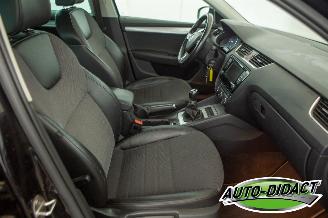 Skoda Octavia 1.6 TDI Navi Clima Greentec Ambition picture 19