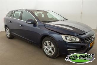 Volvo V-60 1.6 T3 Automaat Navi Clima Momentum picture 2